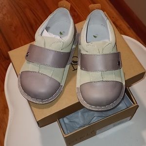 Pipit baby shoes